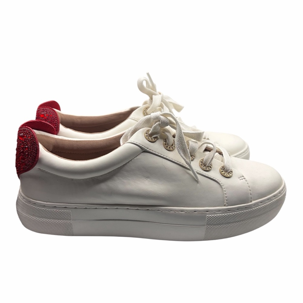 Betsey Johnson Women's Heart Sneakers Size 8